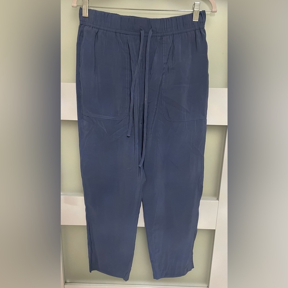 🧑‍🎄⭐️ Zara blue soft pants SZ medium EUC